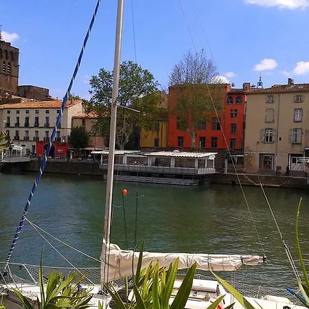 Apartament 3 Bedroom Modern In Historic Building Overlooking River Herault Agde