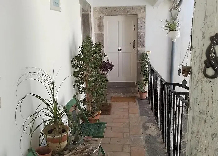 3 Bedroom Modern In Historic Building Overlooking River Herault 아그